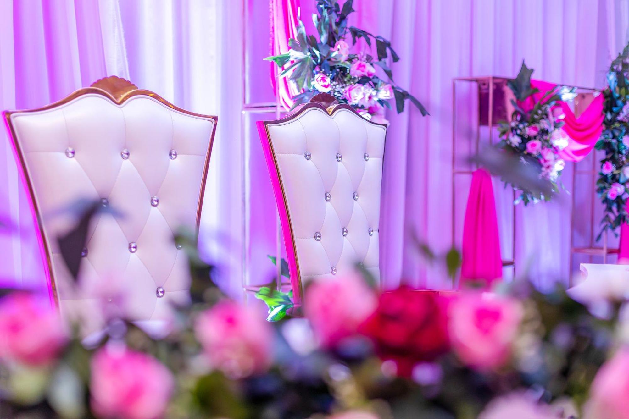 Noom Hotel Abidjan Plateau Exterior photo A wedding reception