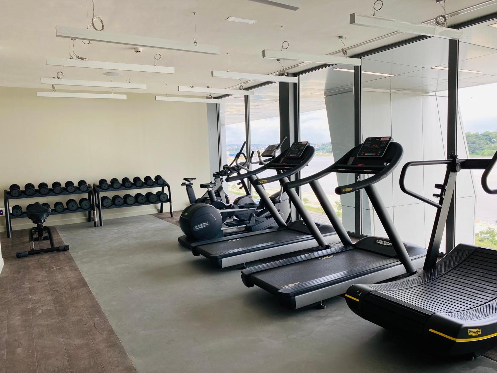 Noom Hotel Abidjan Plateau Exterior photo A gym at the hotel